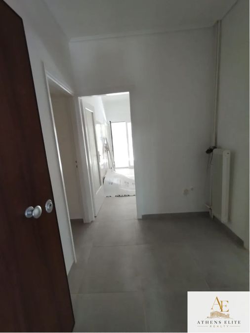 Photo 369670133