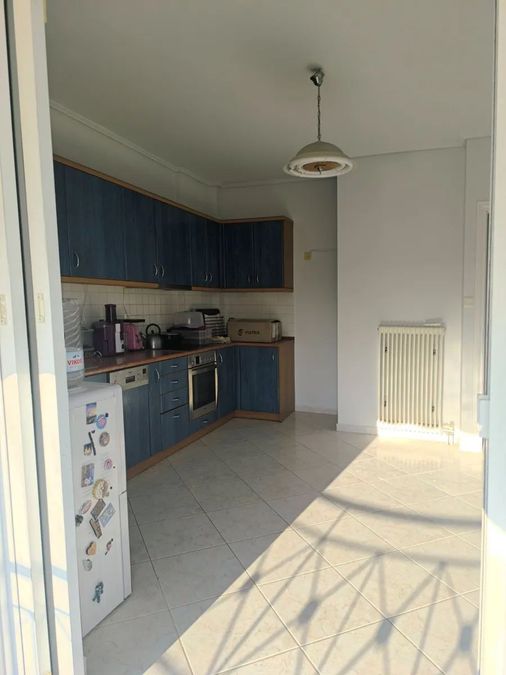 Photo 369696257