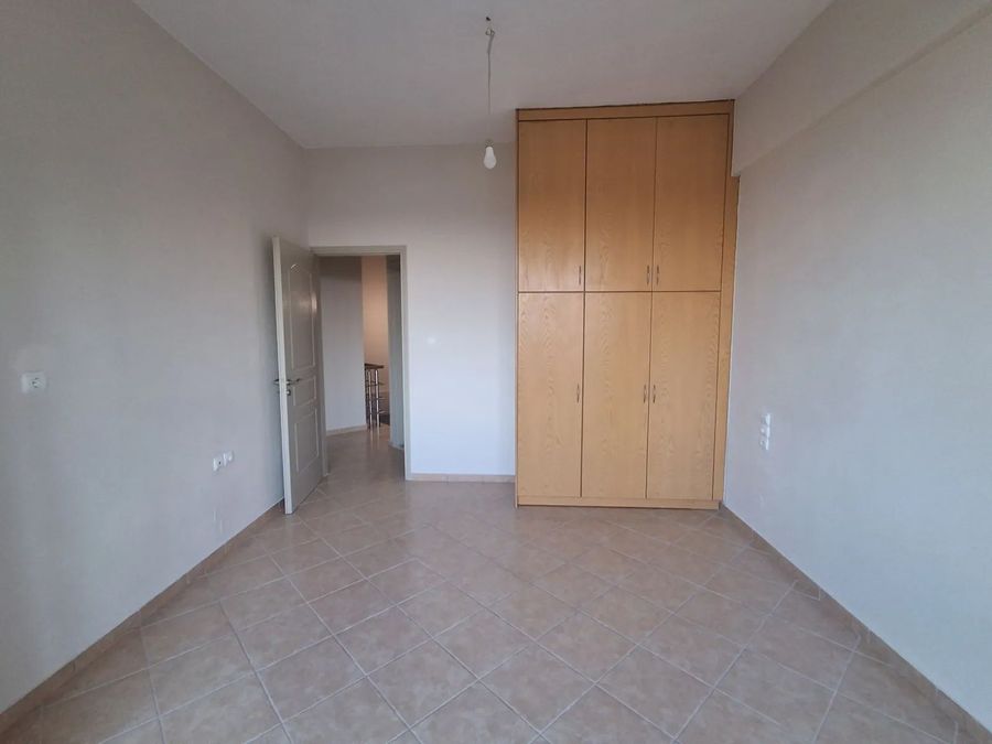 Photo 369868862