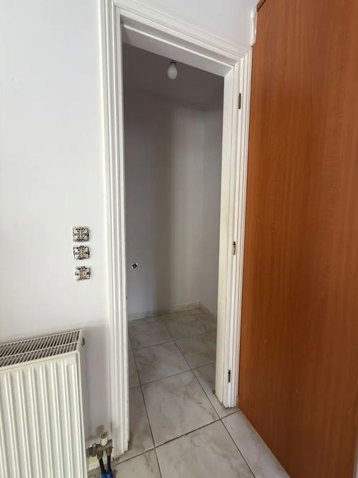 Photo 369869543