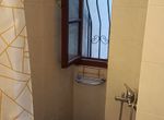 Photo 369908468