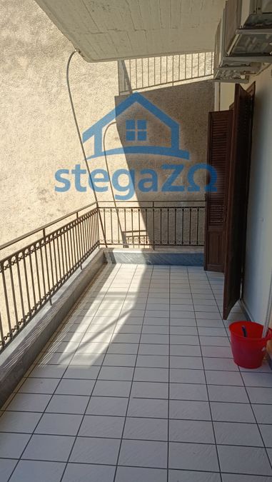 Photo 369908477