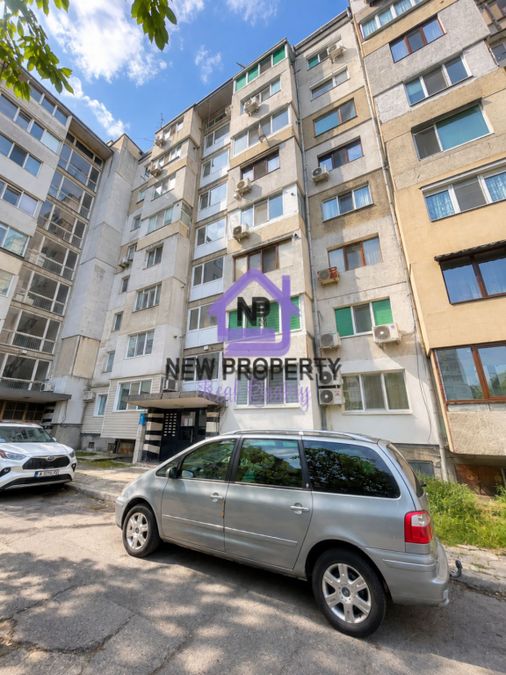 Снимка 369917762