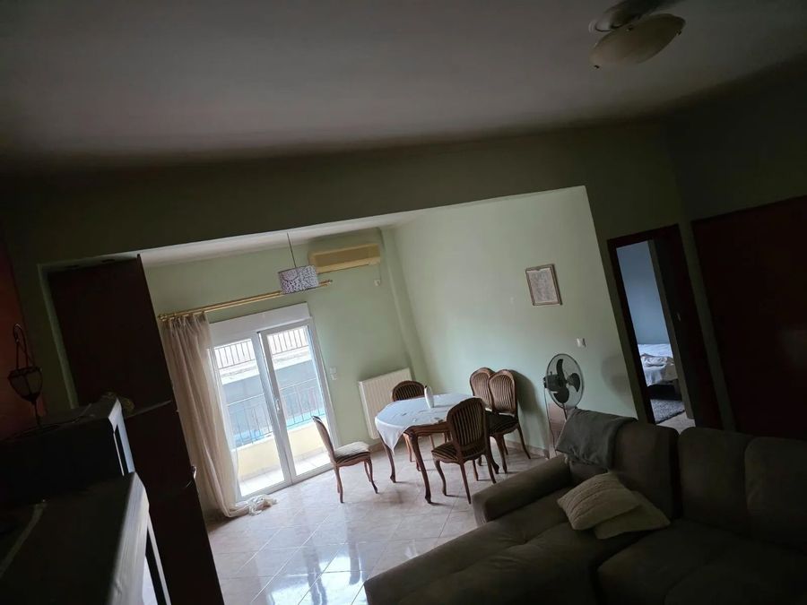 Photo 369983738