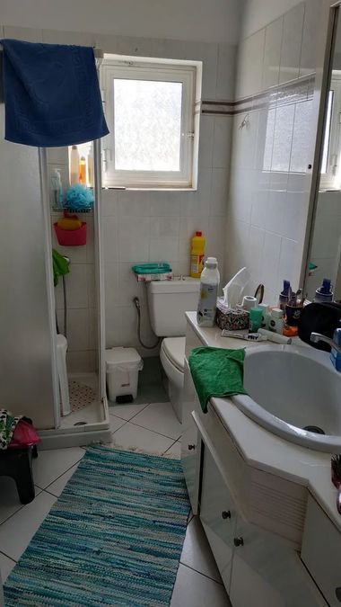 Photo 369984722