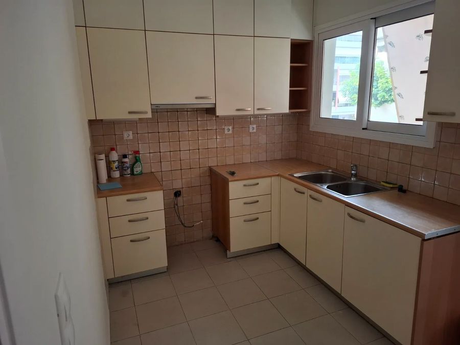 Photo 369986282