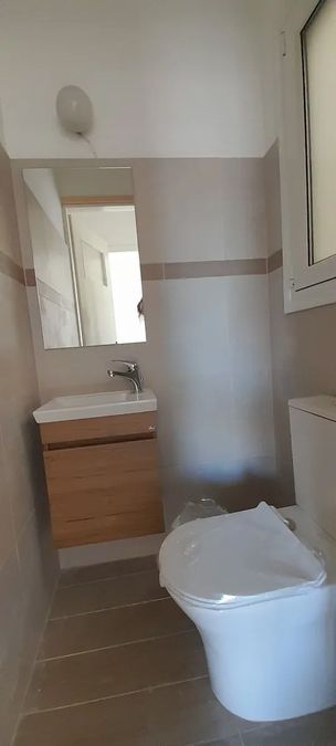 Photo 370112432