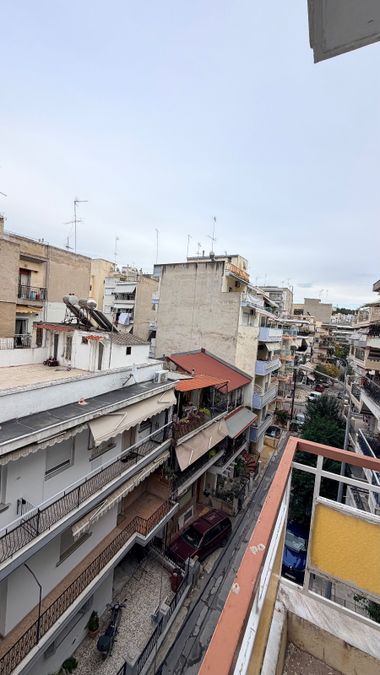 Photo 370144697