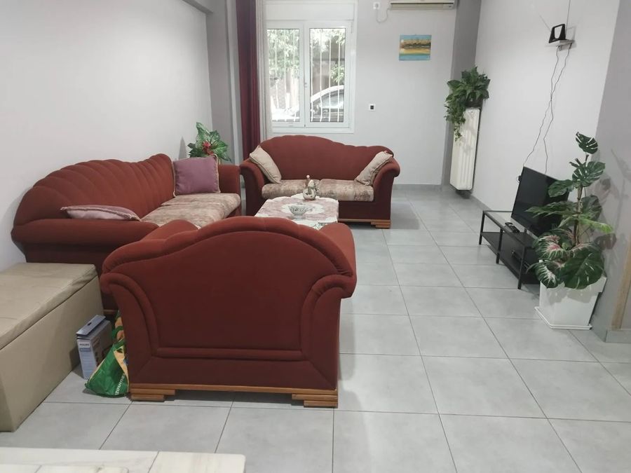 Photo 370542794