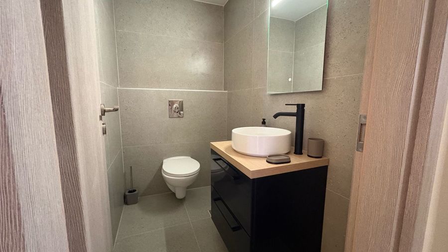 Photo 370629812