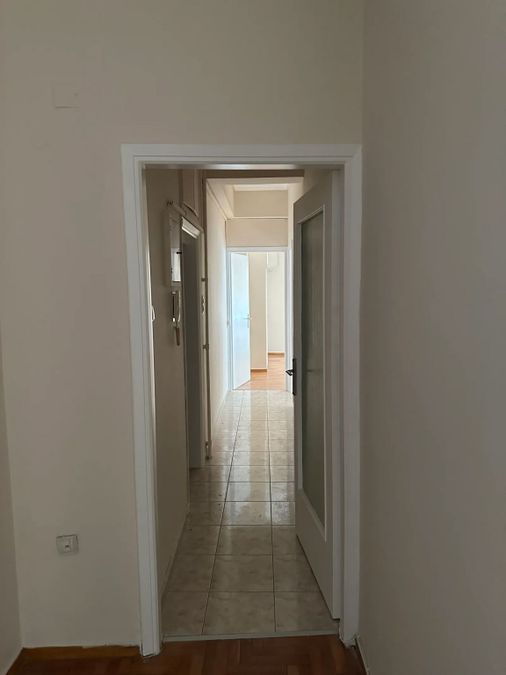 Photo 370821635