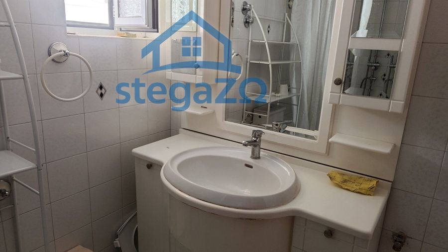 Photo 370868261