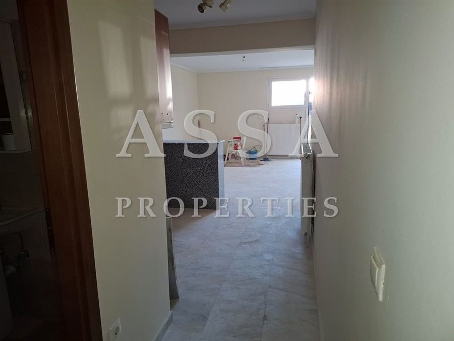 Photo 371190353