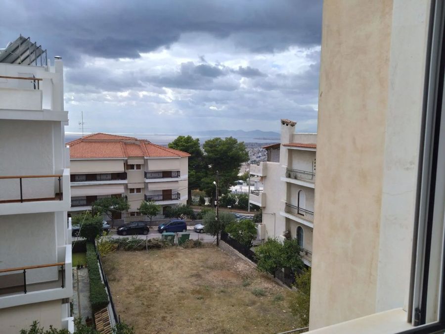 Photo 371372408