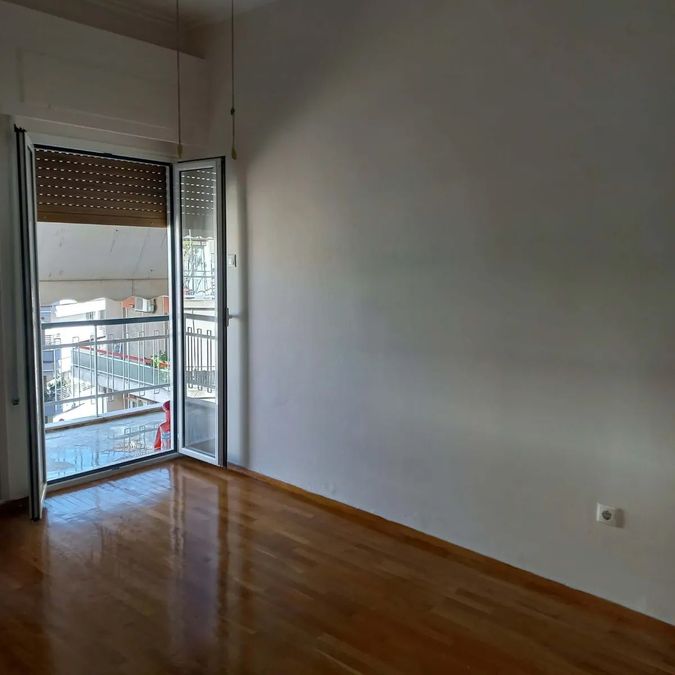 Photo 371535974