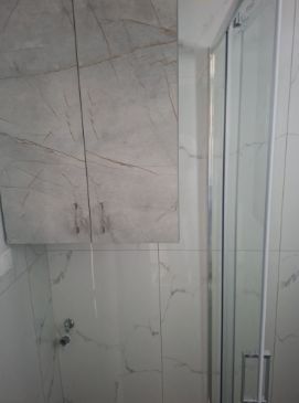 Photo 371556872