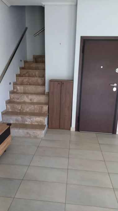 Photo 371799635