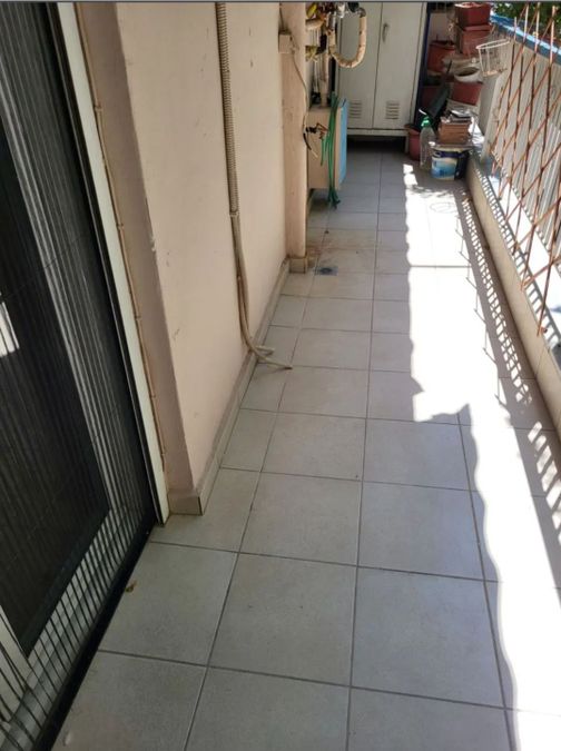 Photo 371850839