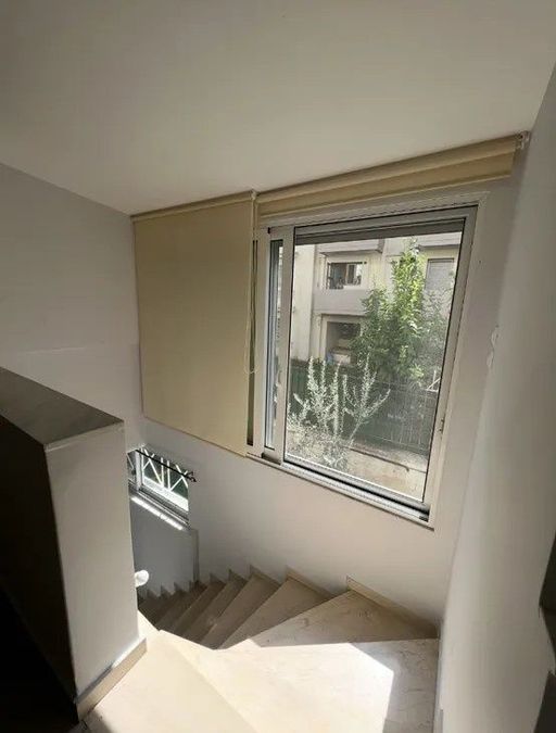 Photo 372107972