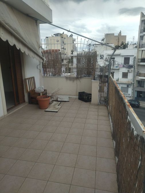 Photo 372307913