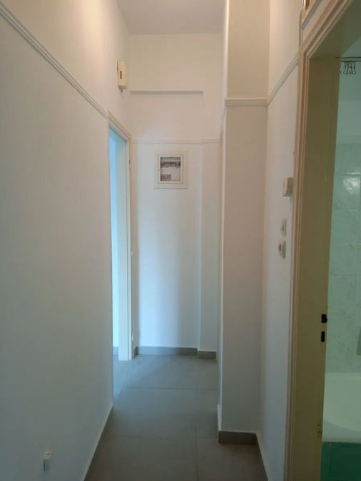 Photo 372667067