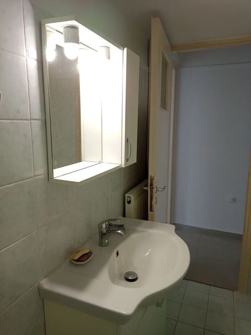 Photo 372667082