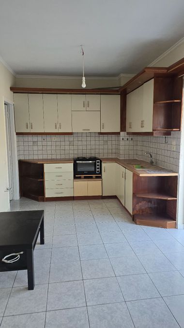 Photo 372686297