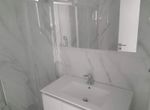 Photo 372704729