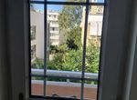 Photo 372706037