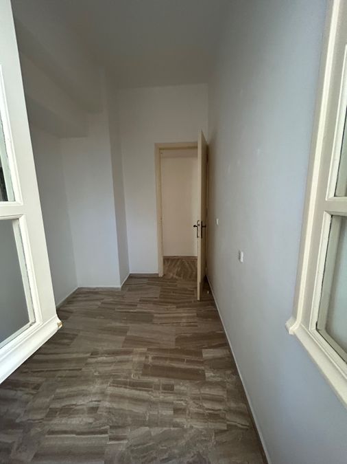 Photo 372782111
