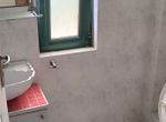 Photo 372950243
