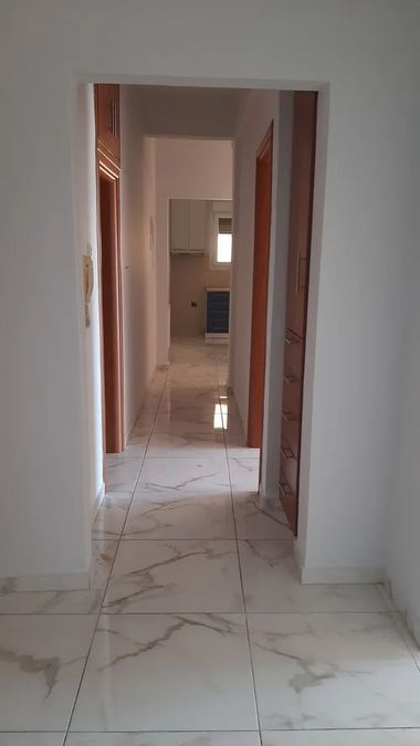 Photo 373843736