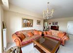 Photo 374059685