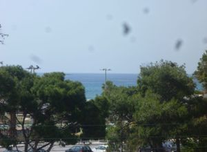 Μονοκατοικία, Βάρκιζα