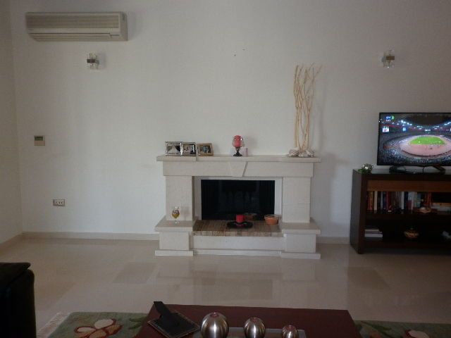 Photo 69628991