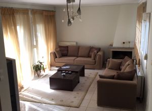Maisonette, Peraia