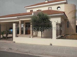 Διαμέρισμα προς πώληση Λατσιά 250 τ.μ. 3 Υπνοδωμάτια