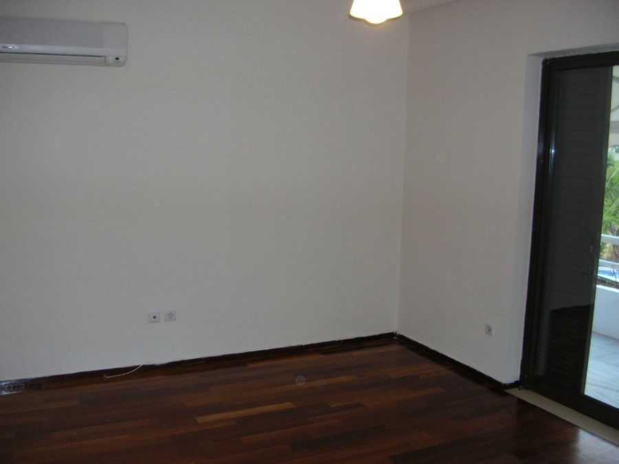 Photo 75127355