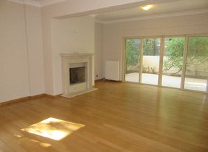 Maisonette, Golf