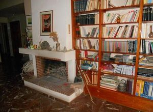 Apartment, Stavros