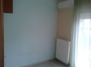 Photo 79933451