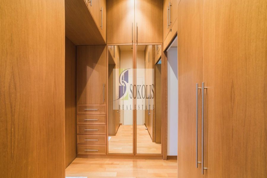 dressing room