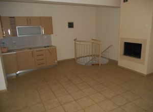 Maisonette, Center