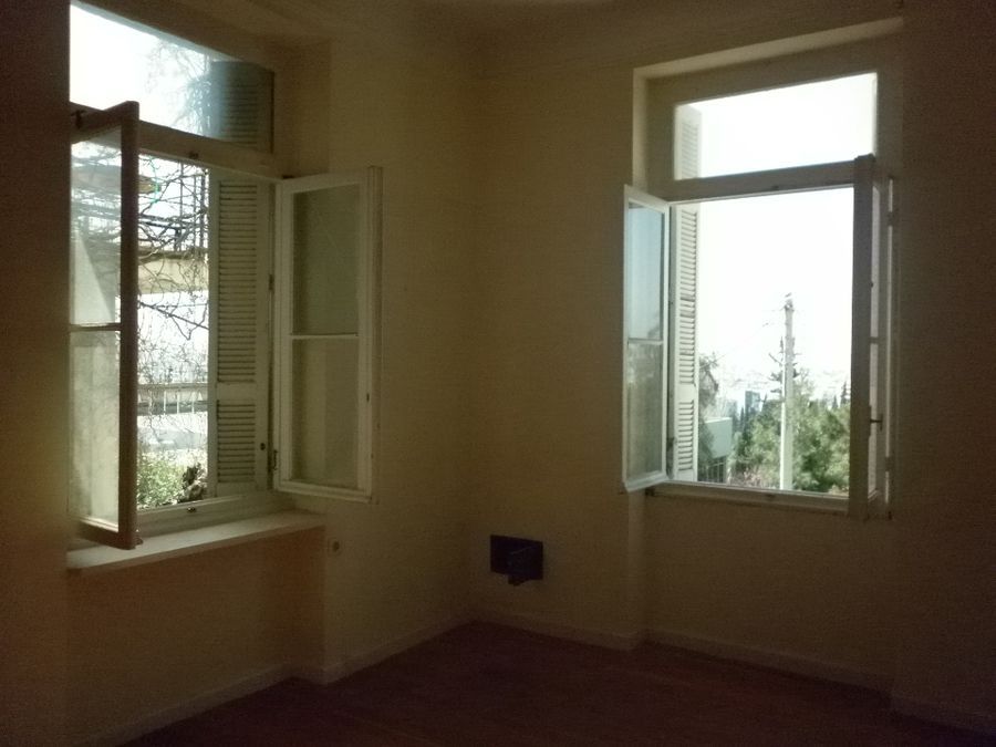 Photo 83036609