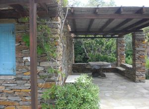 Μονοκατοικία για ενοικίαση Κέα Οτζιάς 110 τ.μ. 3 Υπνοδωμάτια