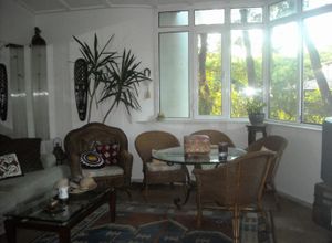 Maisonette, Ekali