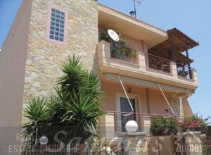 Μεζονέτα προς πώληση Βορινέζα (Αρτέμιδα (Λούτσα)) 235 τ.μ. 5 Υπνοδωμάτια