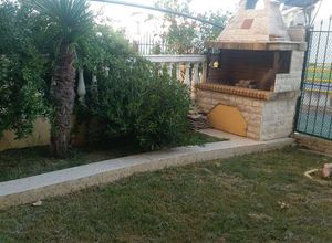 Μεζονέτα προς πώληση Ωραιόκαστρο 195 τ.μ. 4 Υπνοδωμάτια