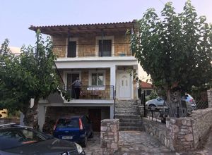Μονοκατοικία προς πώληση Κακόρρευμα (Αίπεια) 84 τ.μ. 4 Υπνοδωμάτια