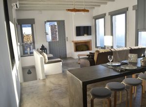 Sale, Villa, Agios Romanos (Tinos)